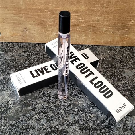 avon live out loud perfume.